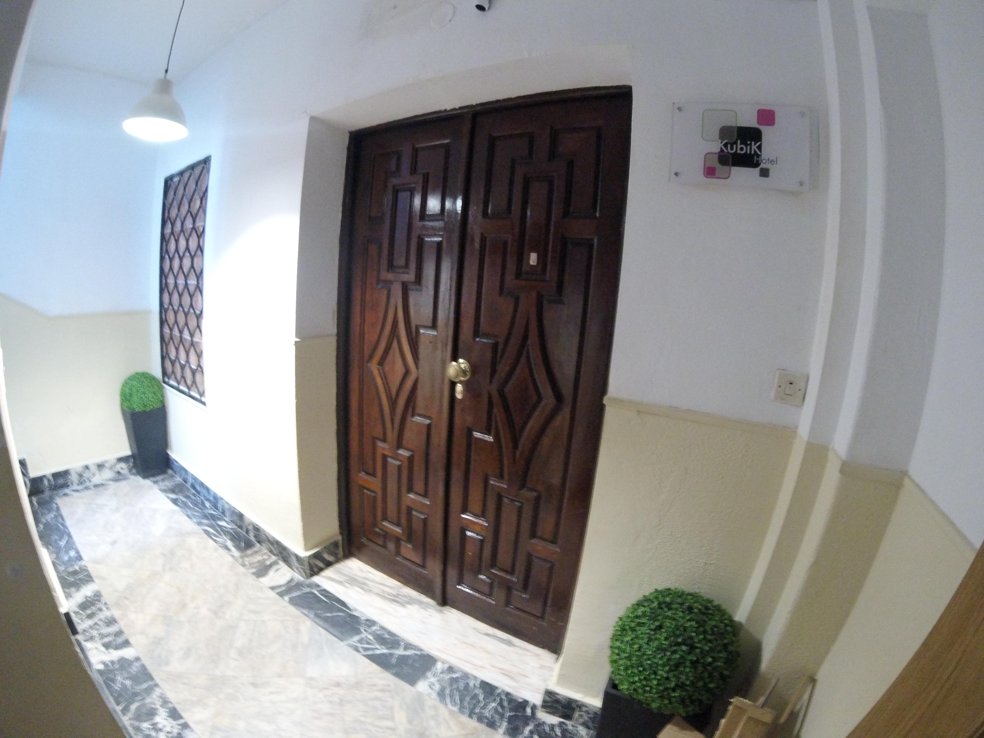 Kubik Hotel Caces エクステリア 写真