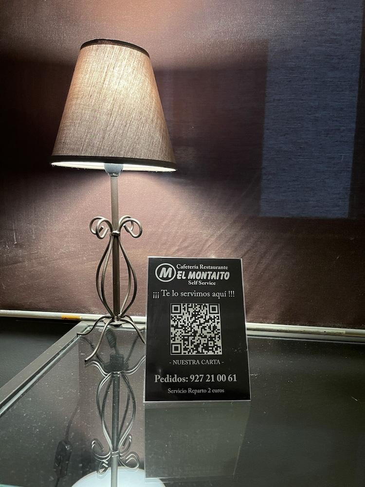 Kubik Hotel Caces エクステリア 写真